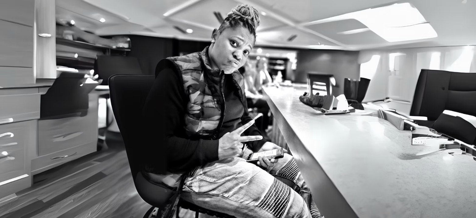 Chamon Adlibs in the studio
